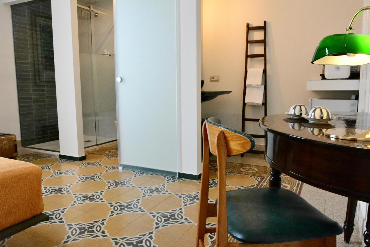 Domus Aleria Deluxe Rooms Sciacca Bagian luar foto