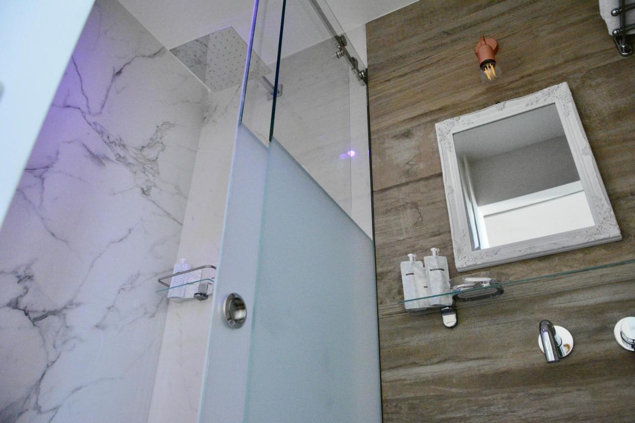 Domus Aleria Deluxe Rooms Sciacca Bagian luar foto