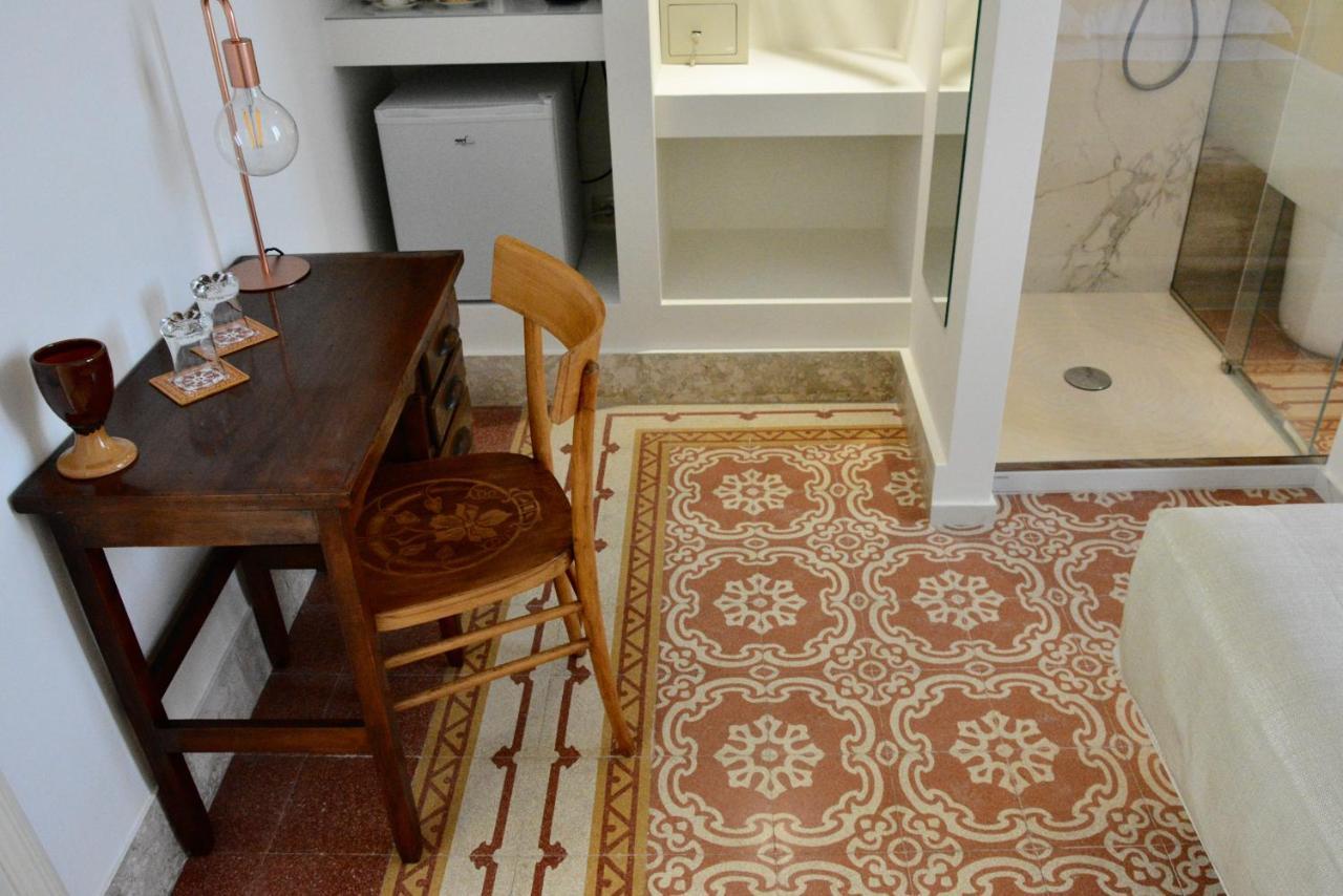 Domus Aleria Deluxe Rooms Sciacca Bagian luar foto